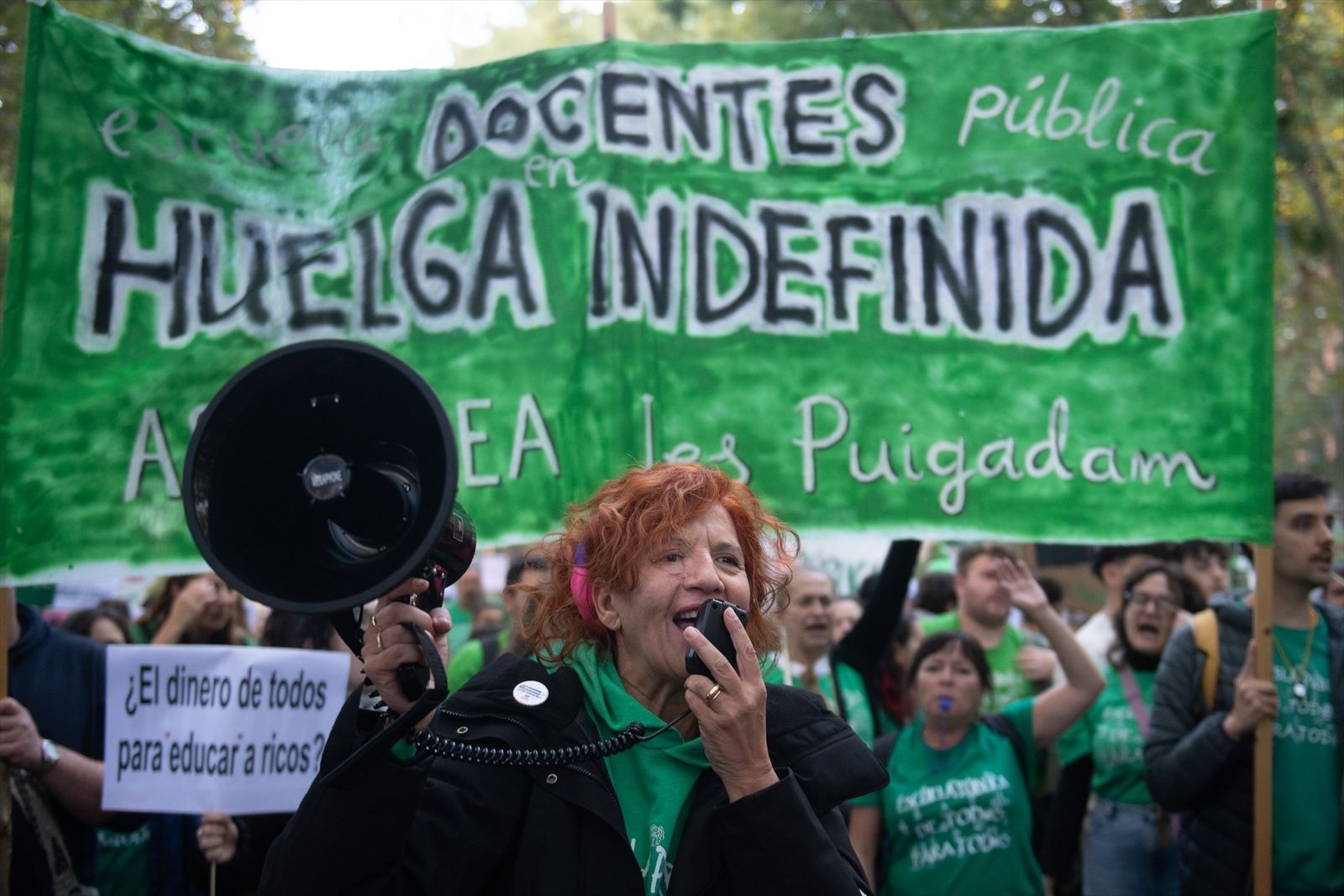 Miles de docentes se manifiestan en Madrid en la séptima jornada de huelga indefinida