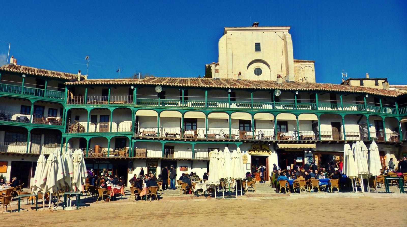 Chinchón, portada de la guía de los pueblos más bonitos de España