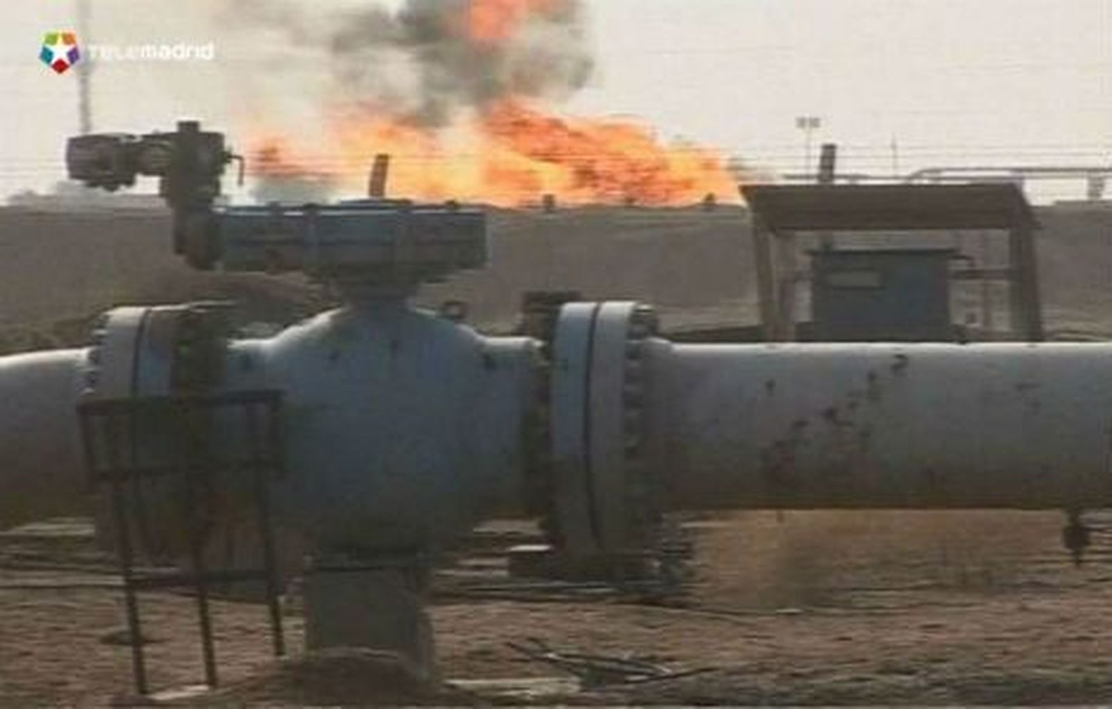 Bajan las bolsas y el barril de Brent supera los 117 dólares ante un inminente ataque a Siria