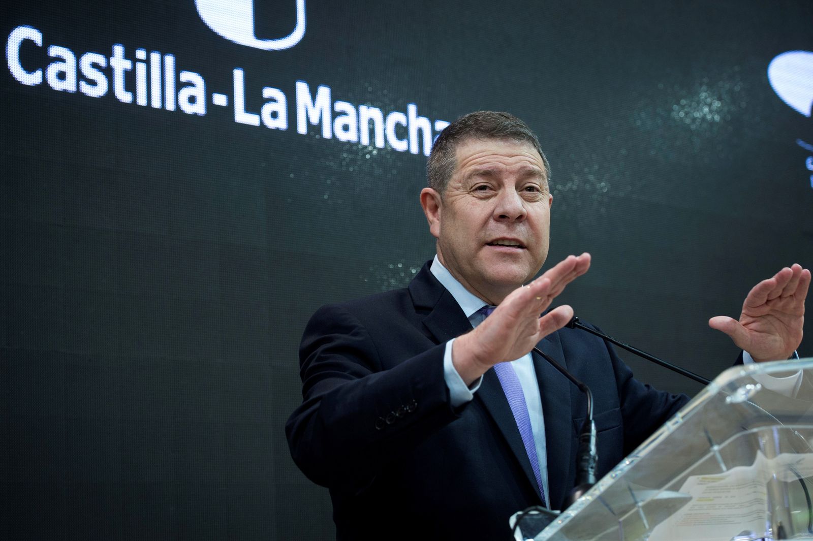 Rebelión contra Pedro Sánchez por la devolución del IVA