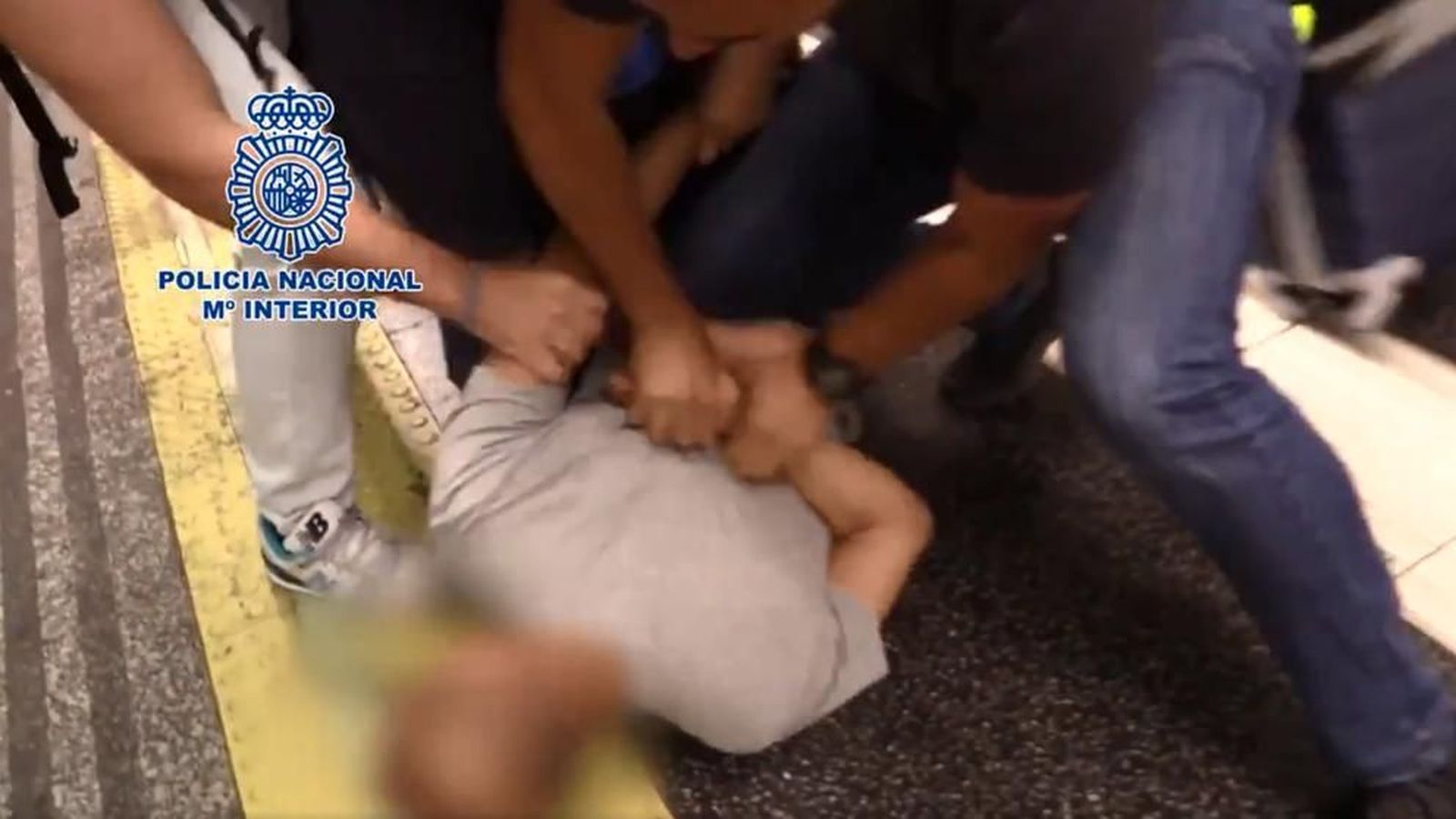 Prisión provisional sin fianza para el detenido en el metro por grabar a mujeres y subirlo a páginas porno