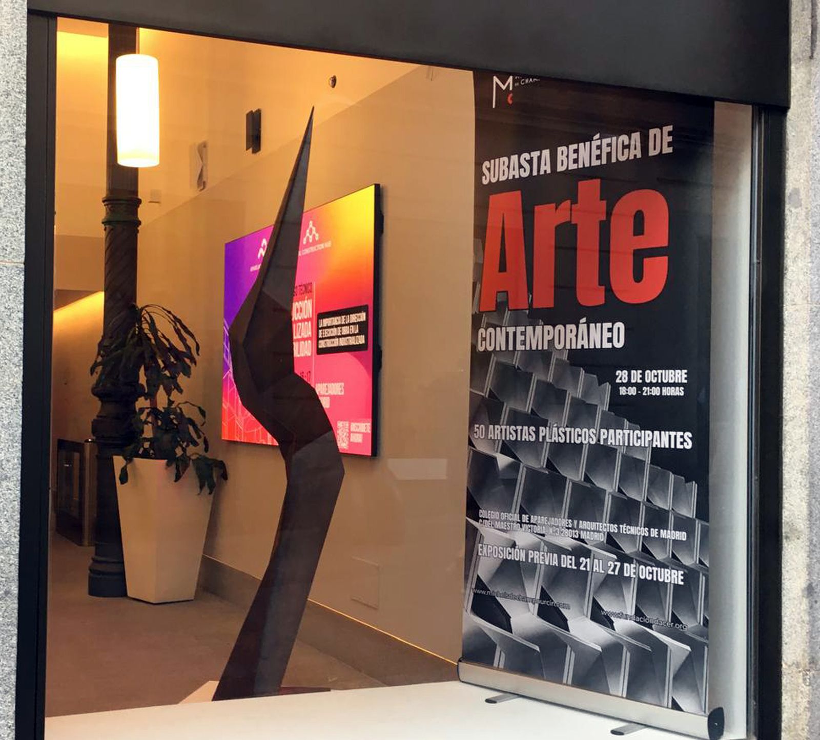 Exposición benéfica 'Transformando vidas a través del arte'