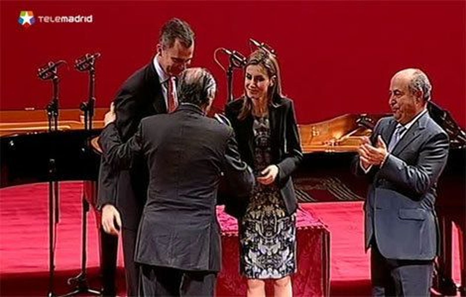 Lizalde recibe del Príncipe el Premio Lorca, que subraya idea iberoamericana