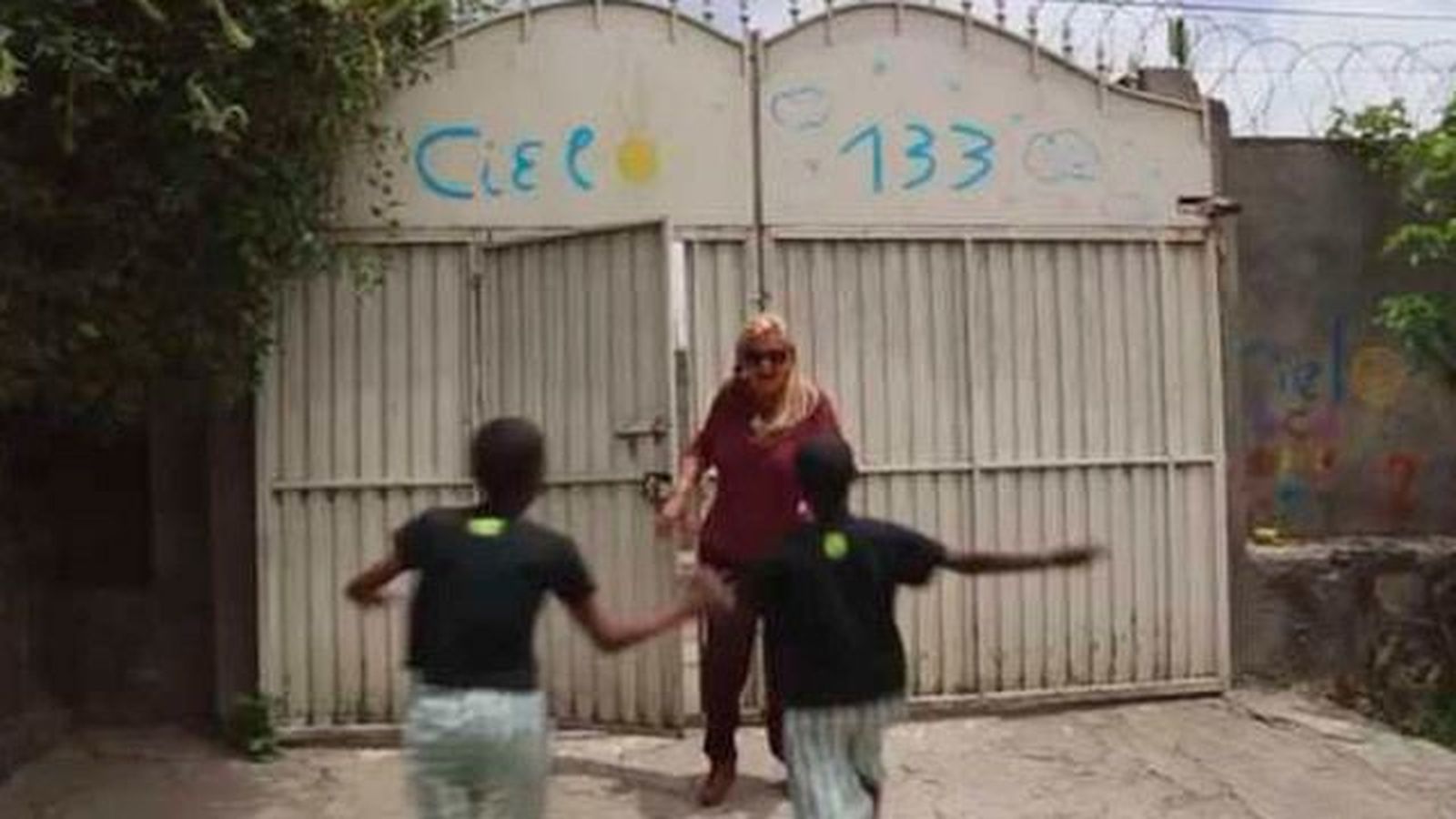 Un centenar de familias madrileñas afectadas por la decisión de Etiopía de prohibir la adopción