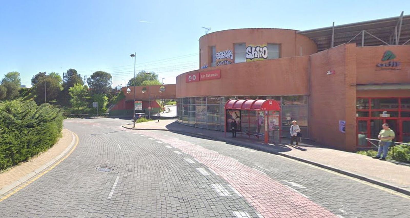 Rotonda y estación de Las Retamas, en Alcorcón