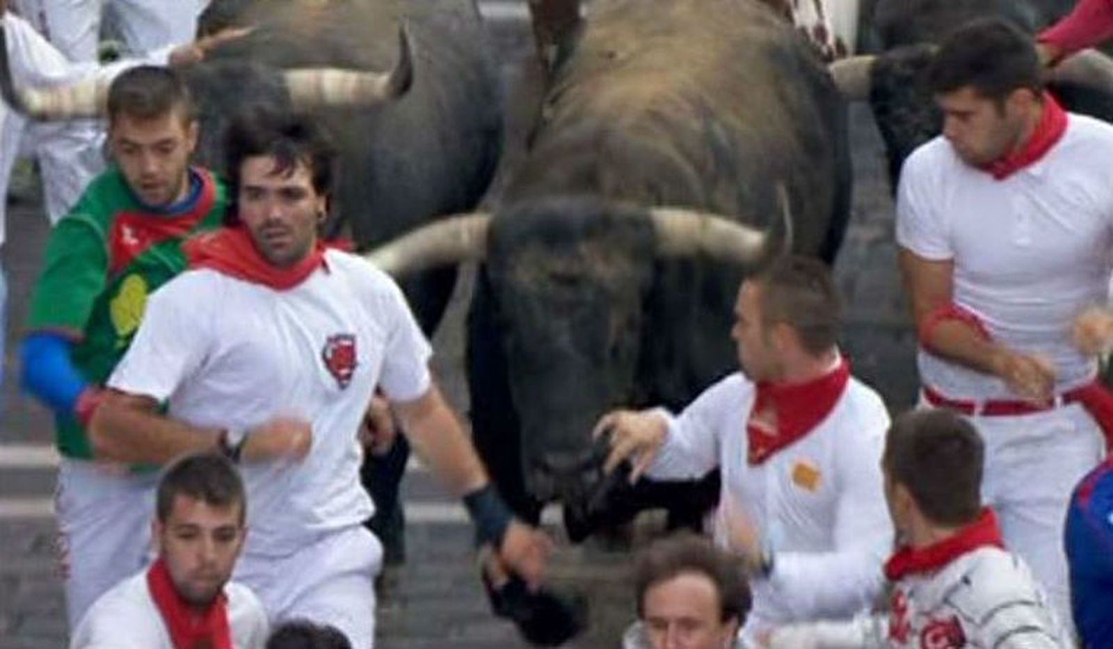 El encierro más rápido de sanfermines, de Miura, cierra las carreras 2015