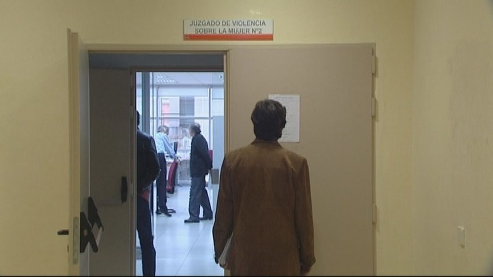 123 jueces de Violencia sobre la Mujer advierten del "colapso" que se avecina por falta de medios