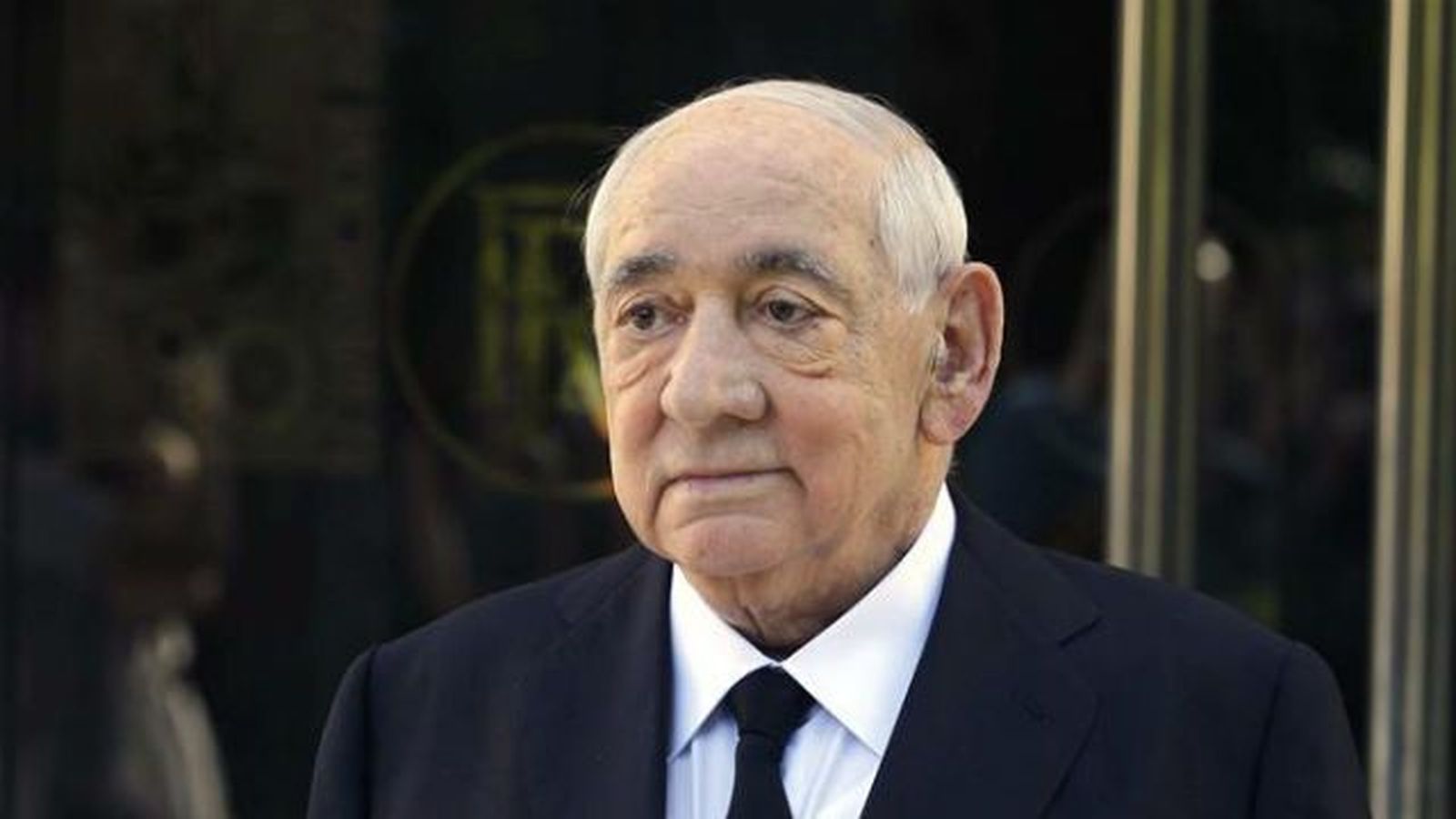 Familiares, amigos y personalidades de la política y la economía despiden a Isidoro Alvarez