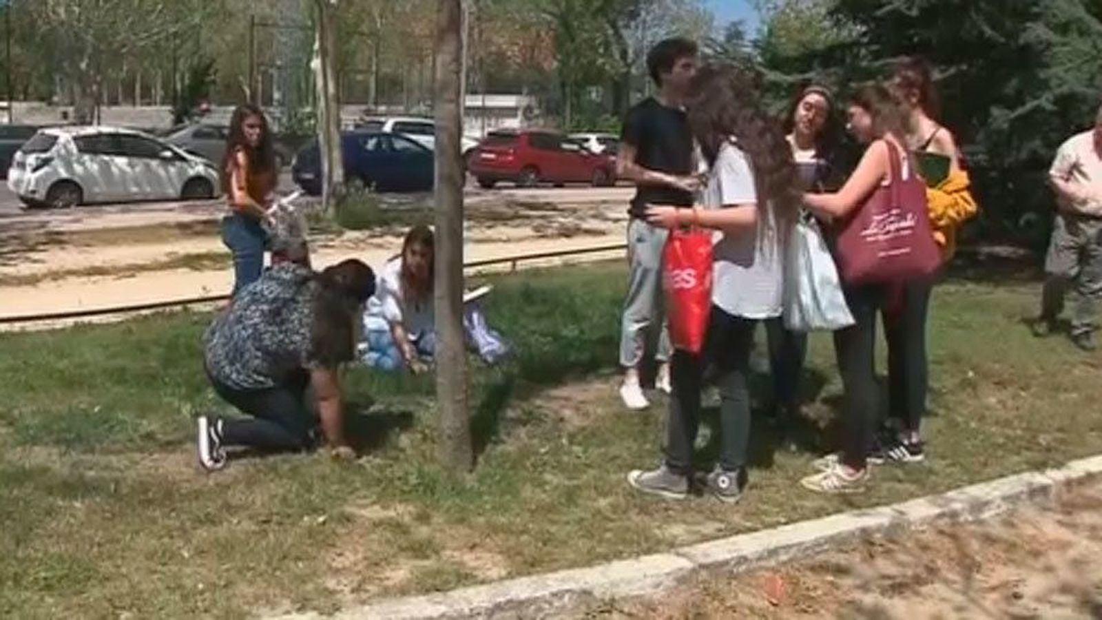 Los universitarios de la Complutense celebran el macrobotellón de 'San Cemento'