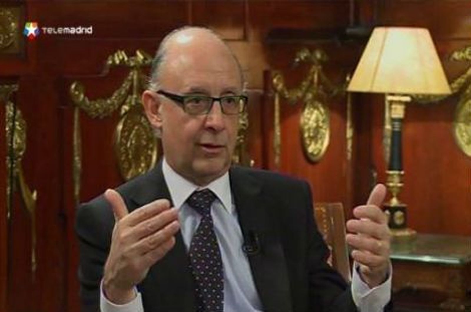 El Gobierno no aplicará  nuevos recortes a los funcionarios en 2013
