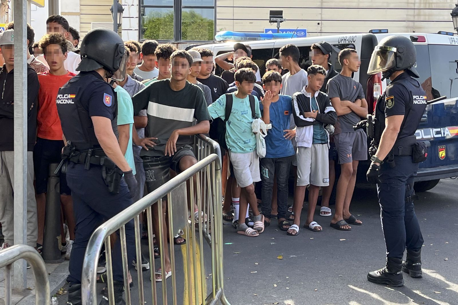 Policía y Guardia Civil denuncian su "lamentable situación" en Ceuta