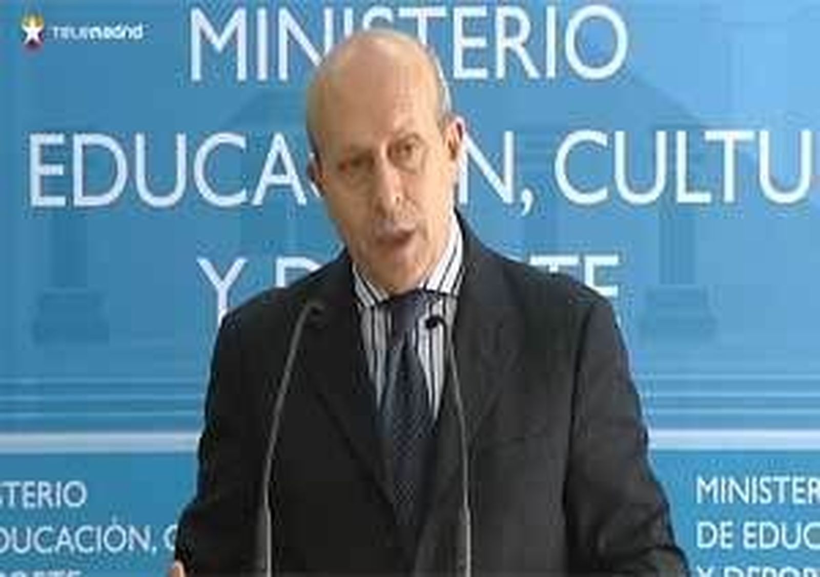 Rajoy descarta reunirse con los rectores tras su plante a Wert