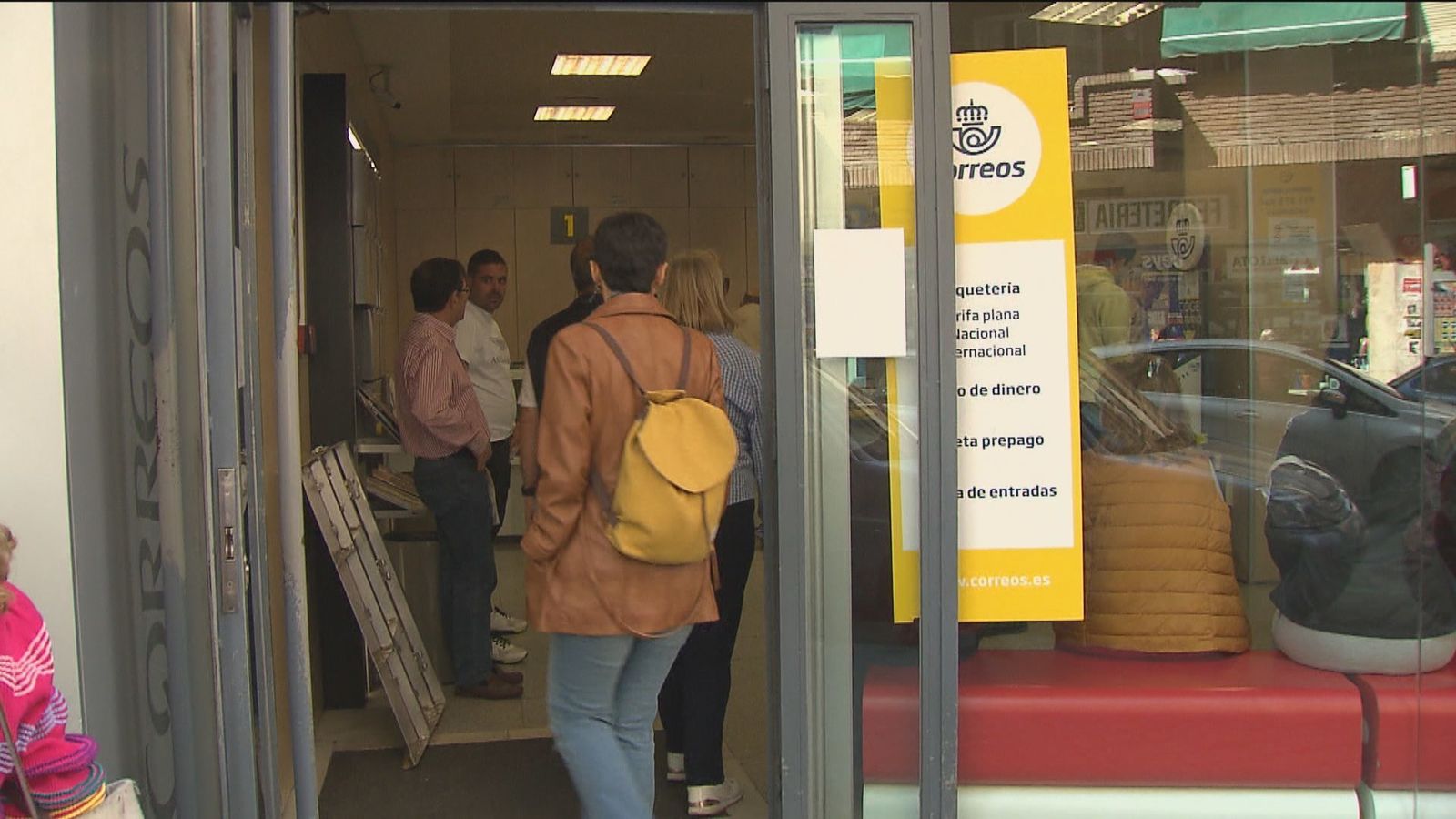 Correos avisa de que hay 450.000 documentaciones electorales sin recoger en las oficinas