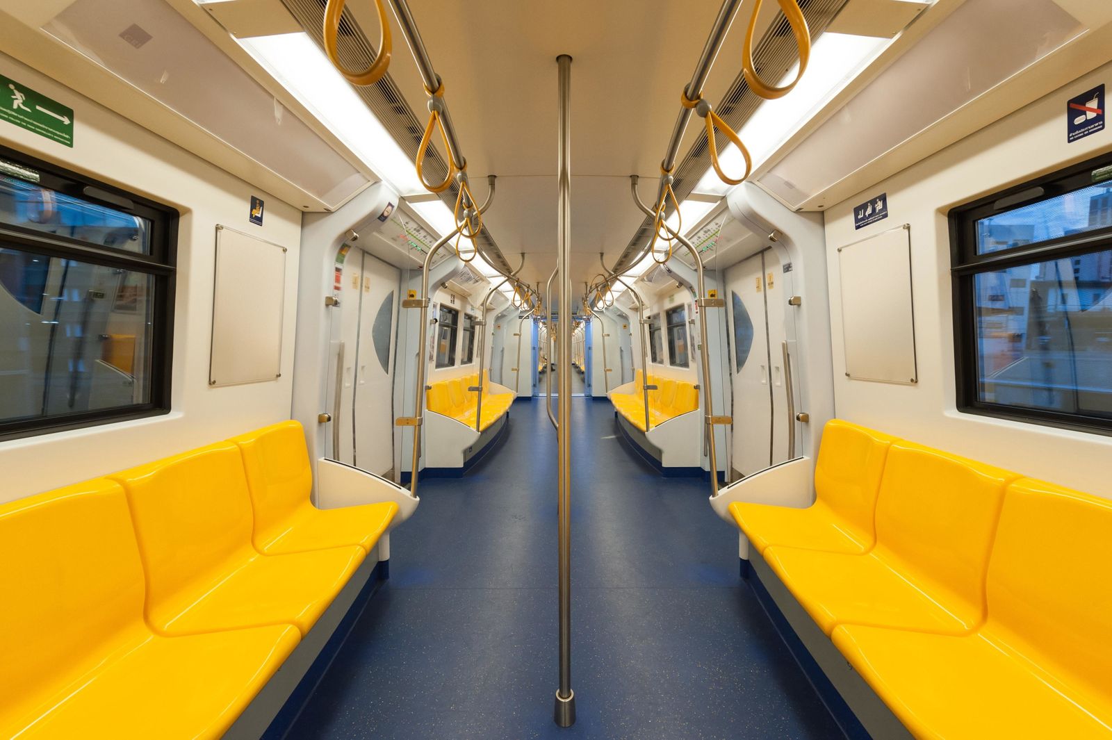 Metro vacío