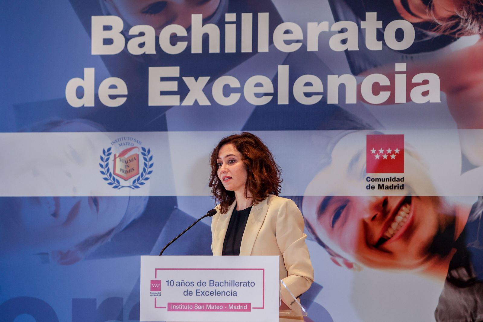 Ayuso propone una EvAU para quien no estudie en su región y otra autonómica