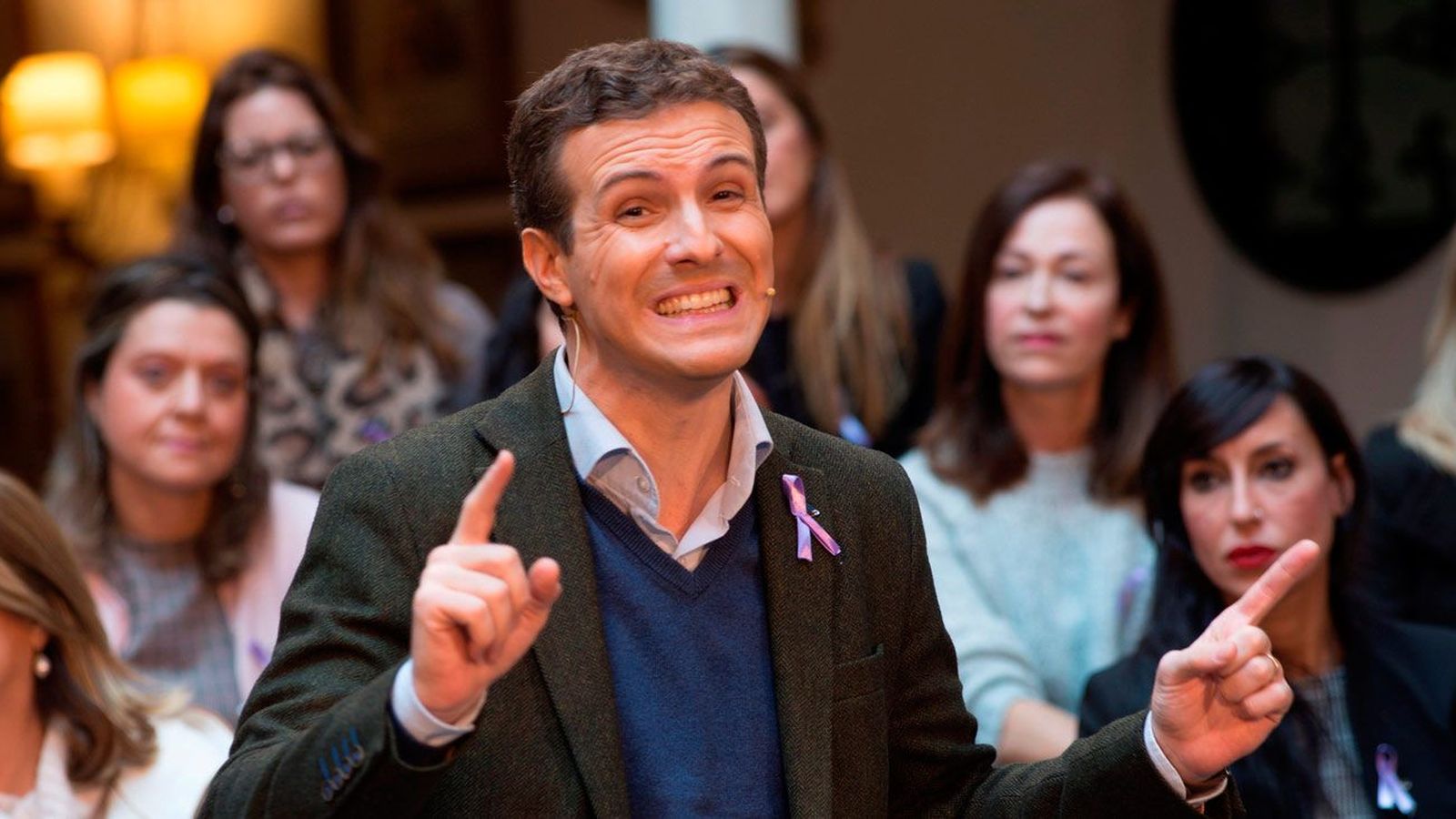 Casado pide a Sánchez negociar "a cara perro" un buen acuerdo sobre Gibraltar