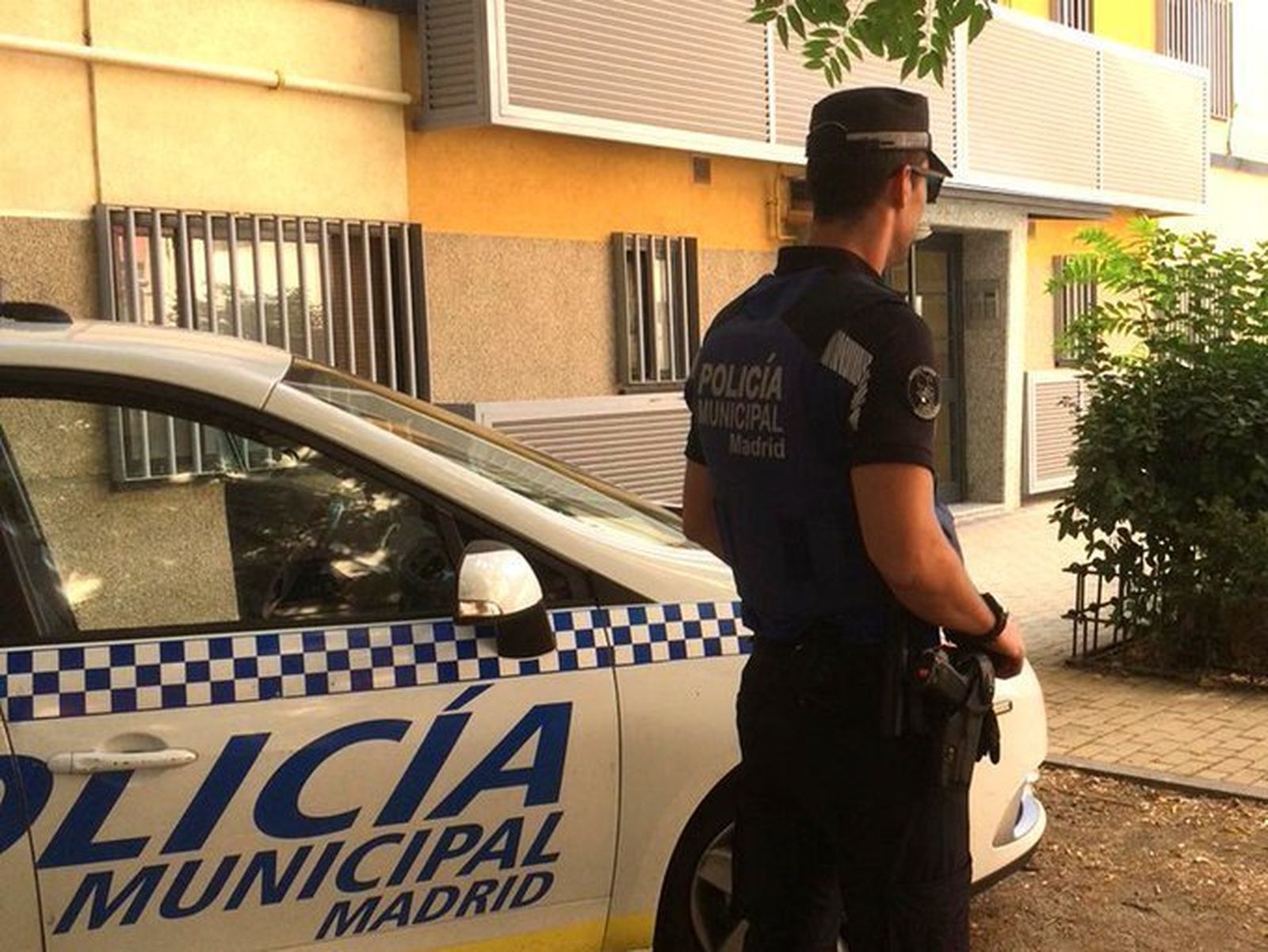 Madrid incorporará 1.000 policías municipales e instalará cámaras en las plazas de Oporto y Jacinto Benavente