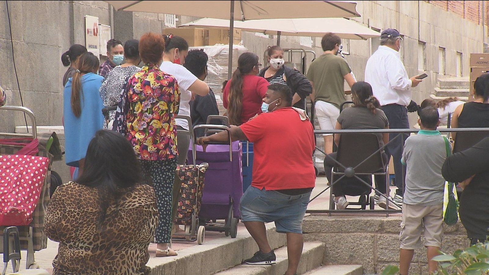 Redes vecinales de Villaverde reciben el agradecimiento del Ayuntamiento por su labor durante la pandemia