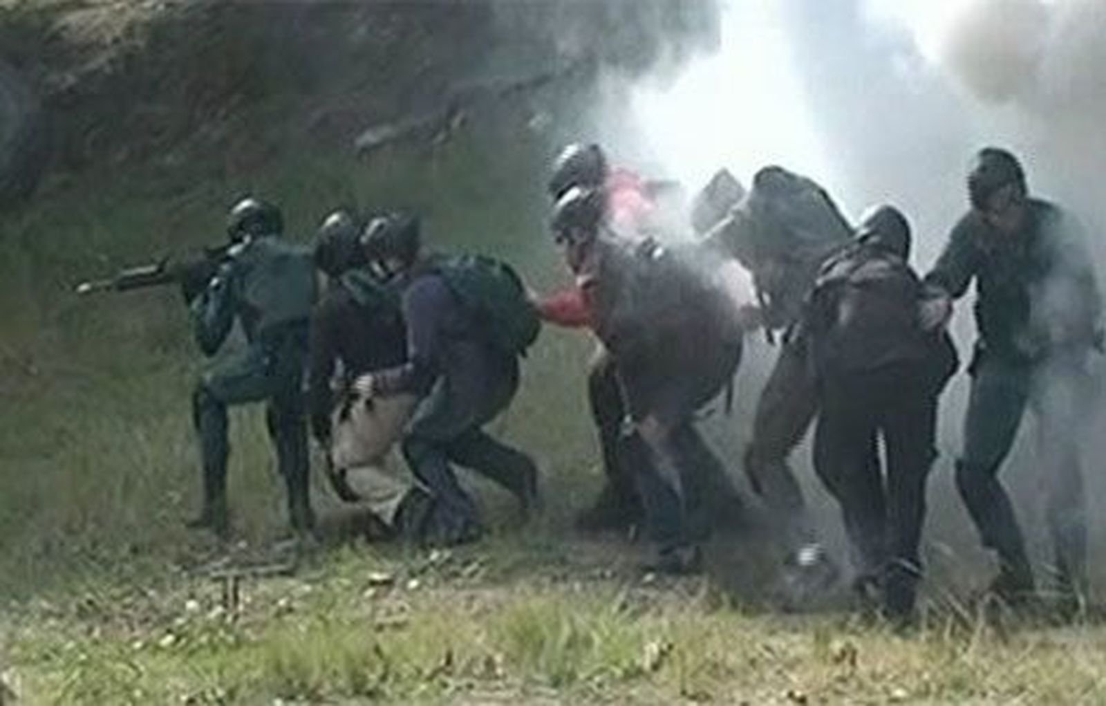 La Guardia Civil "entrena" a los empresarios en el exterior para volver sanos y salvos