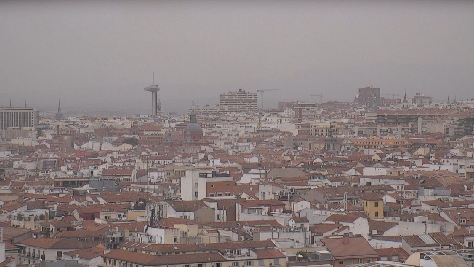 Vuelve el frío este domingo a Madrid con un brusco descenso de temperaturas