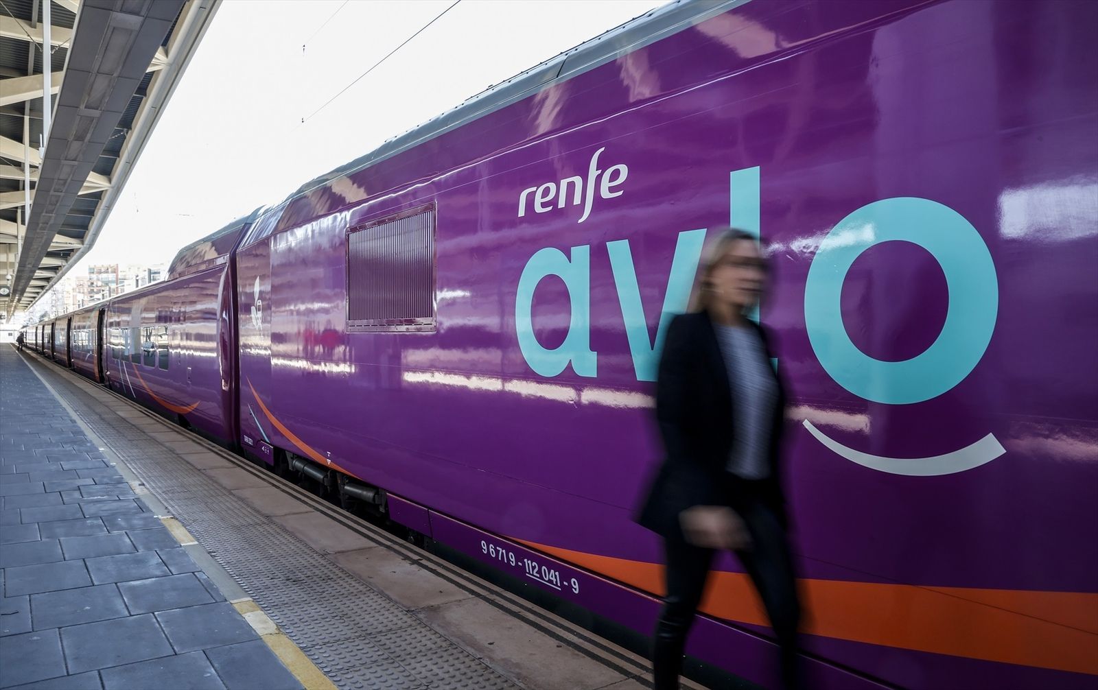 Renfe refuerza con 45.000 plazas la línea Avlo Madrid-Valencia