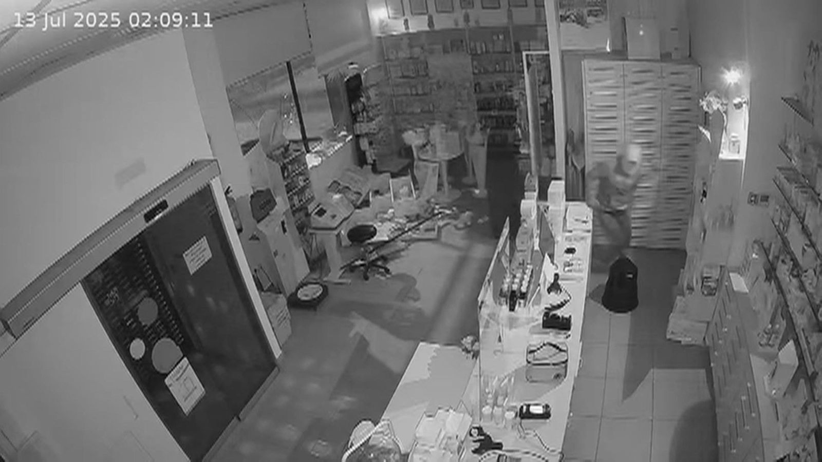 Las farmacias en Villa de Vallecas, en alerta por una ola de robos