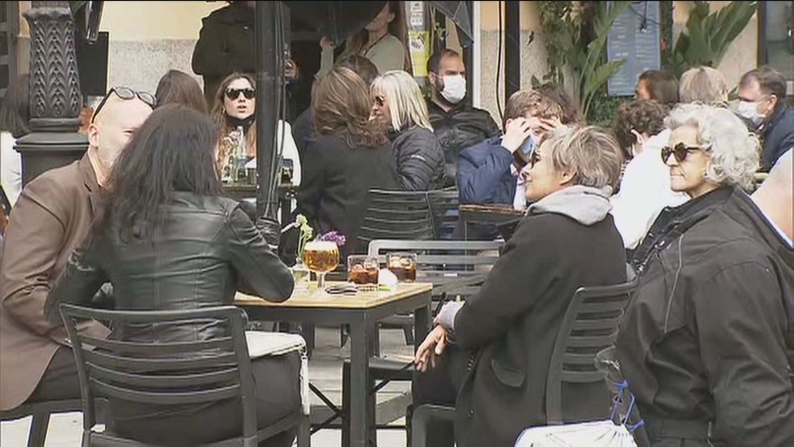 La UE propone relajar el uso de mascarillas entre los vacunados