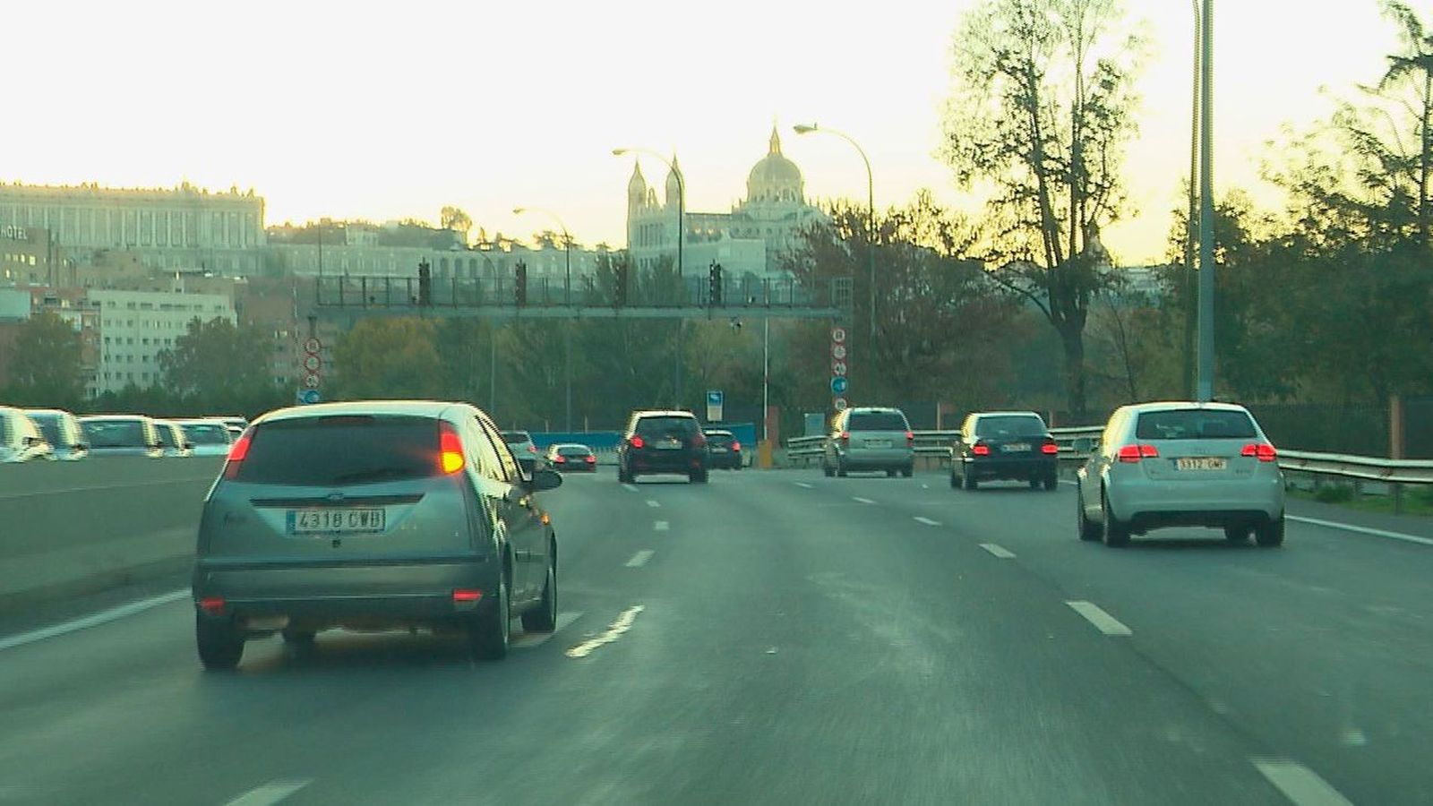 Los madrileños tardamos más de una hora en desplazarnos en un día laborable