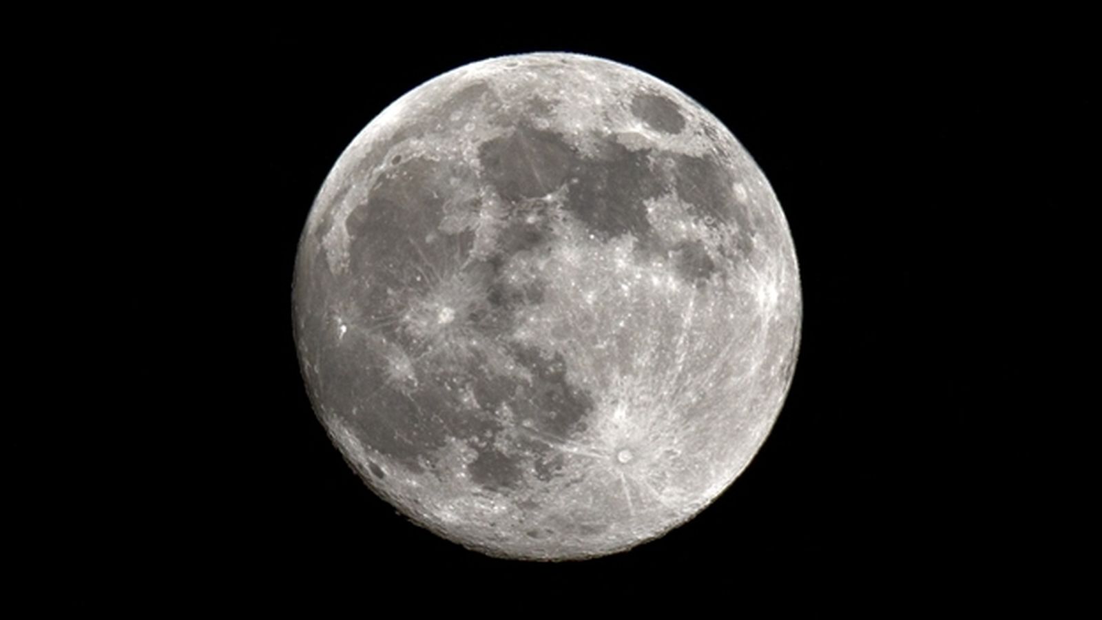 La superluna: ¿publicidad o astronomía?