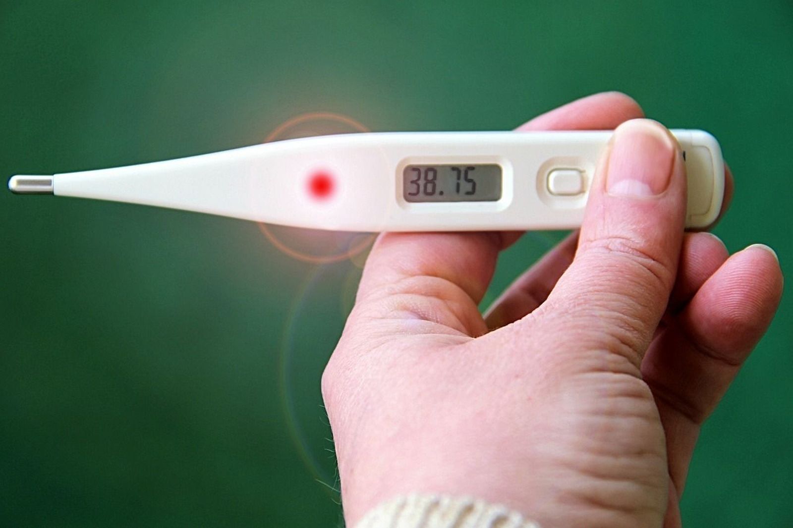 Los expertos advierten de que los niños con síntomas compatibles con la gripe no deben ir al colegio para evitar su transmisión