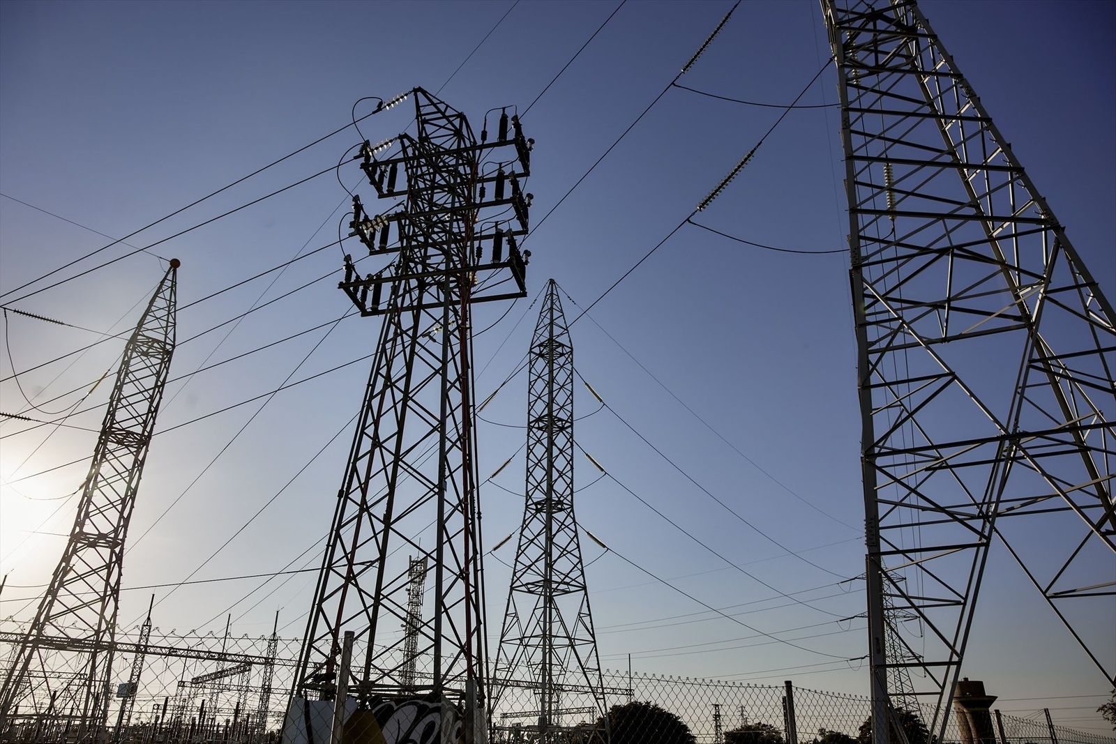 Las eléctricas defienden que la principal causa del apagón fue la mala programación de Red Eléctrica