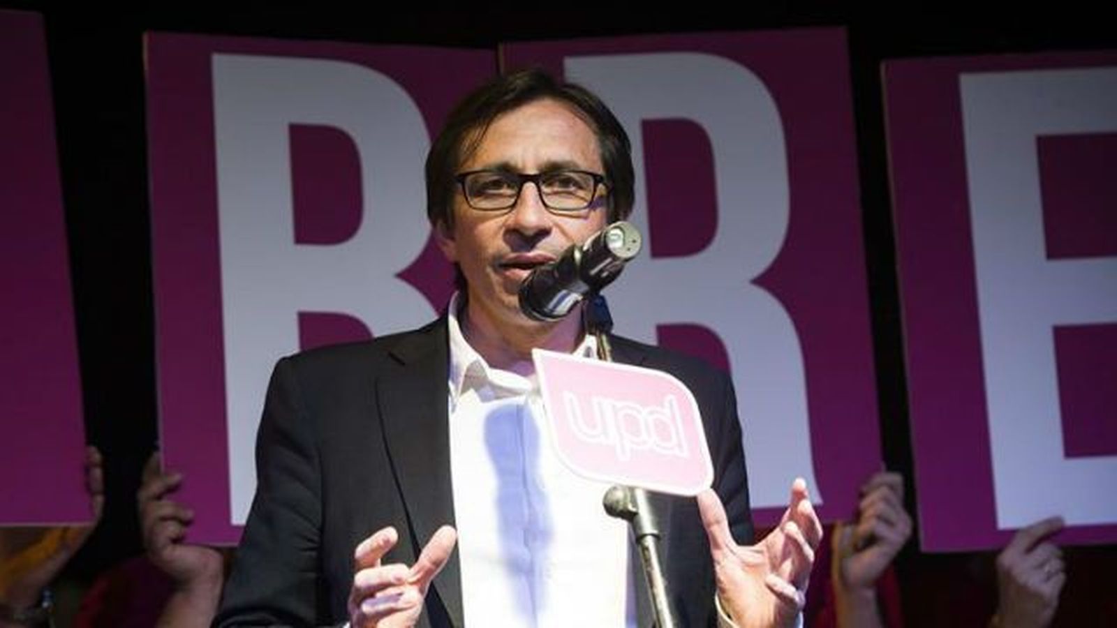 Ramón Marcos  llama a "defender" los principios "libertad,  justicia, igualdad y verdad"