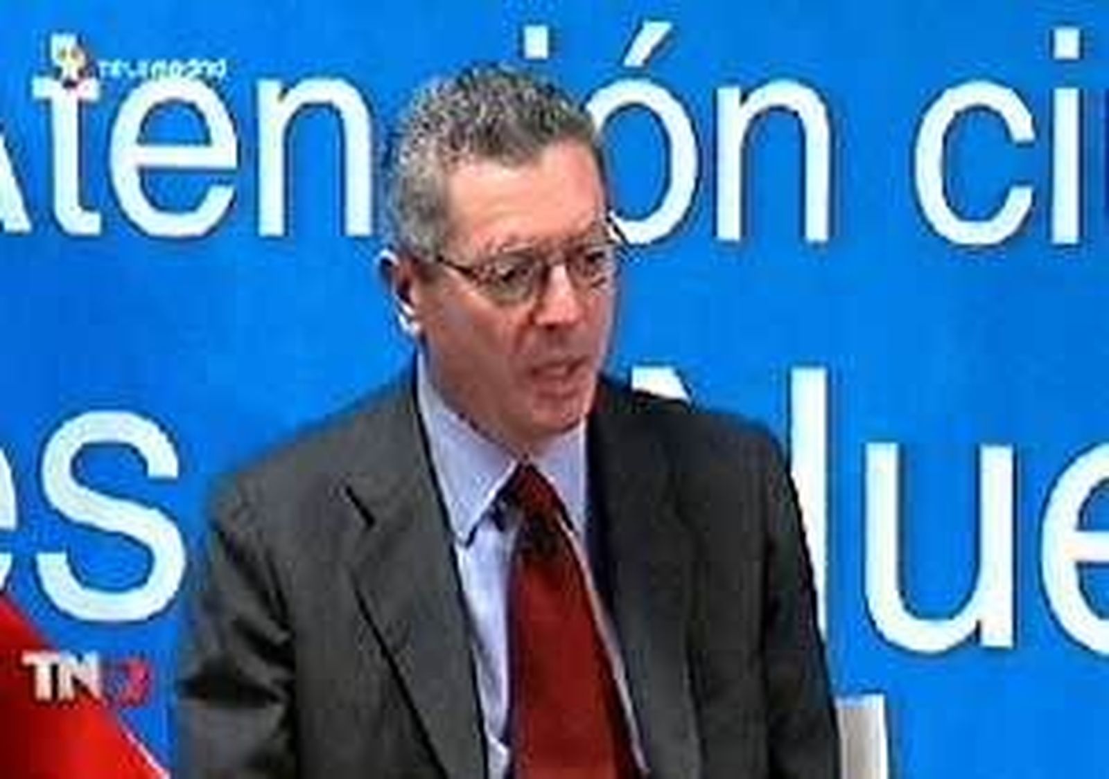 Ruiz-Gallardón pide una ley para poder obligar a los "sin techo" a salir de la calle