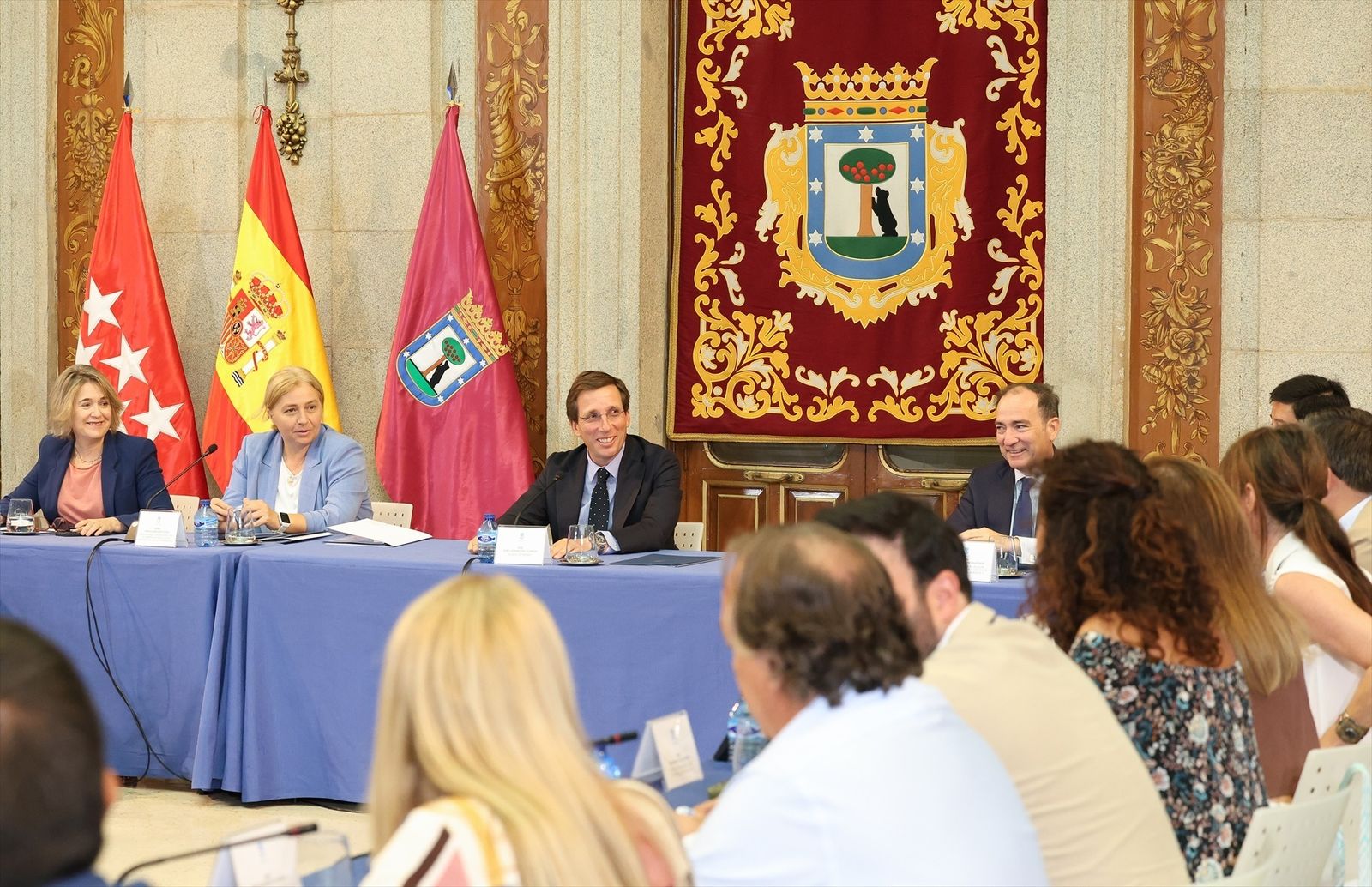 El alcalde de Madrid, José Luis Martínez-Almeida, preside la reunión del equipo de Gobierno municipal
