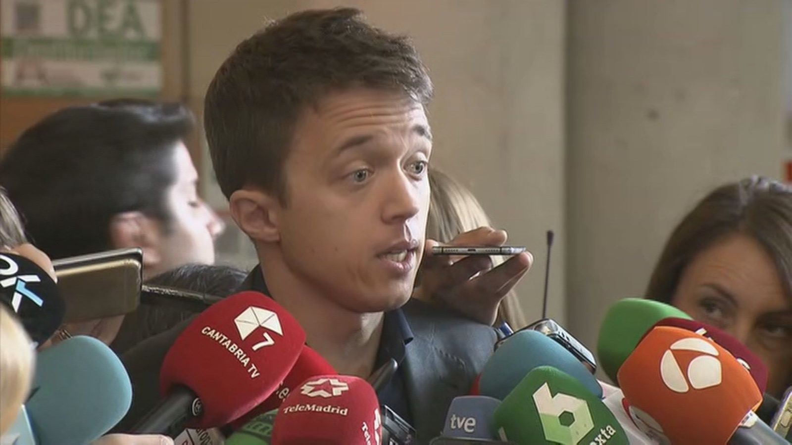 Errejón acusa a Cs y Vox de entregar "una Mesa dócil" al PP