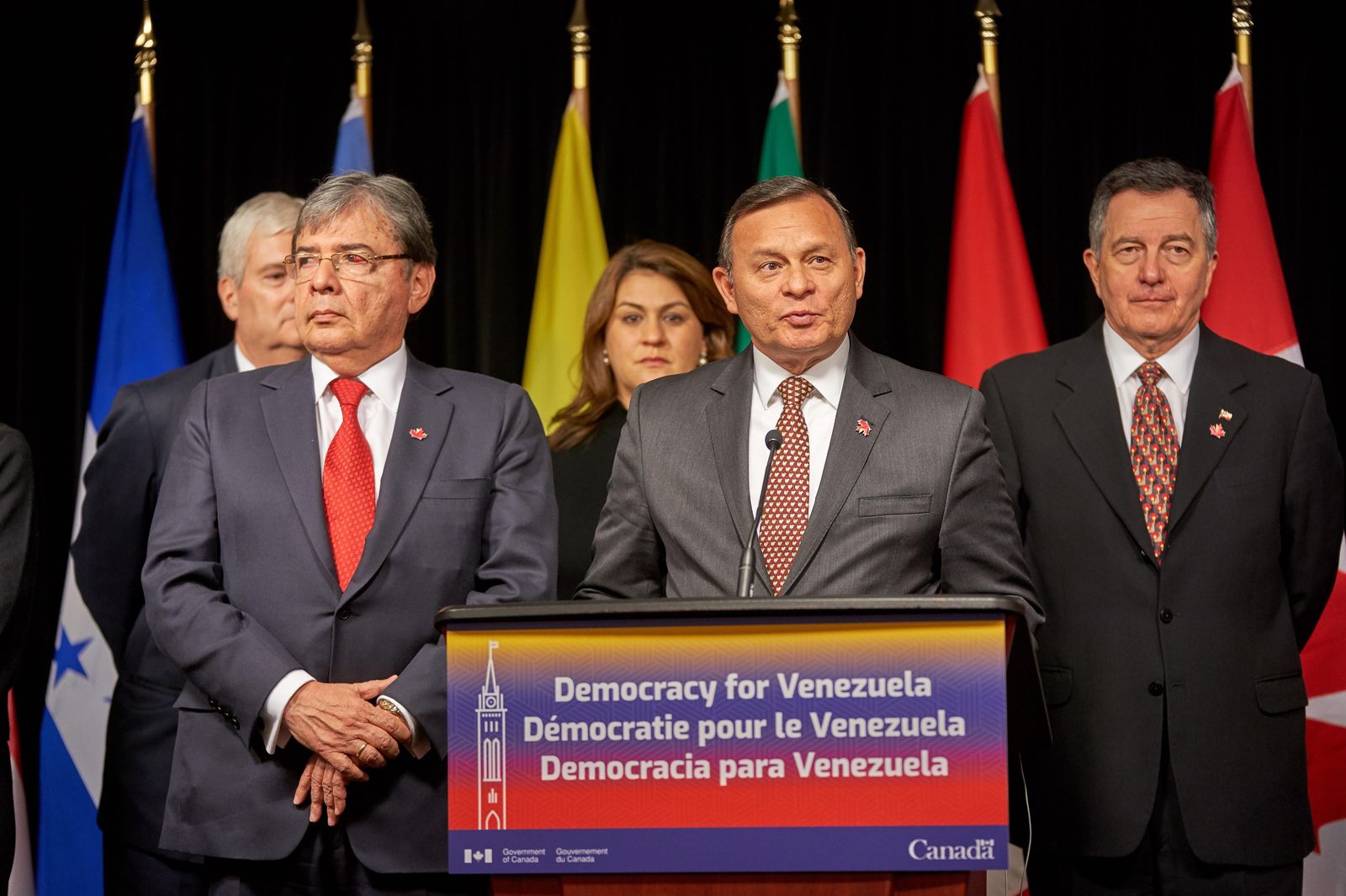 Nicolás Maduro rechaza la ayuda humanitaria
