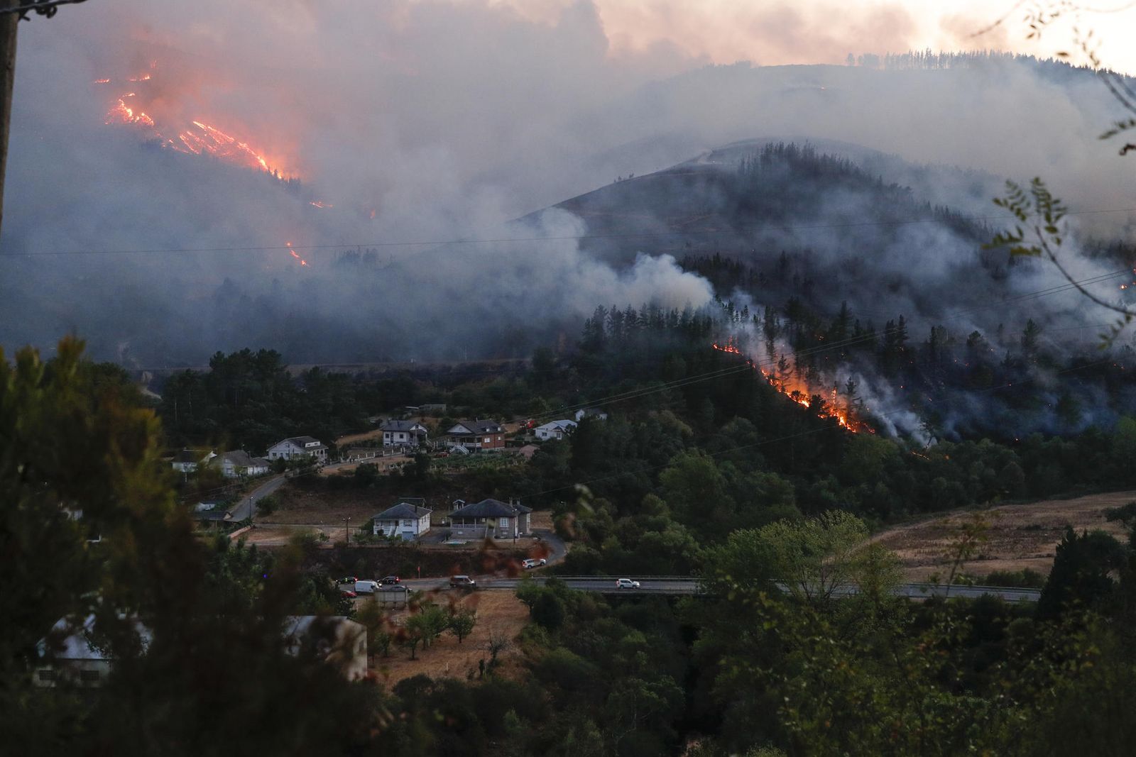Un nuevo incendio nivel dos acaba de iniciarse en Lugo y con este son ya 15 los incendios activos