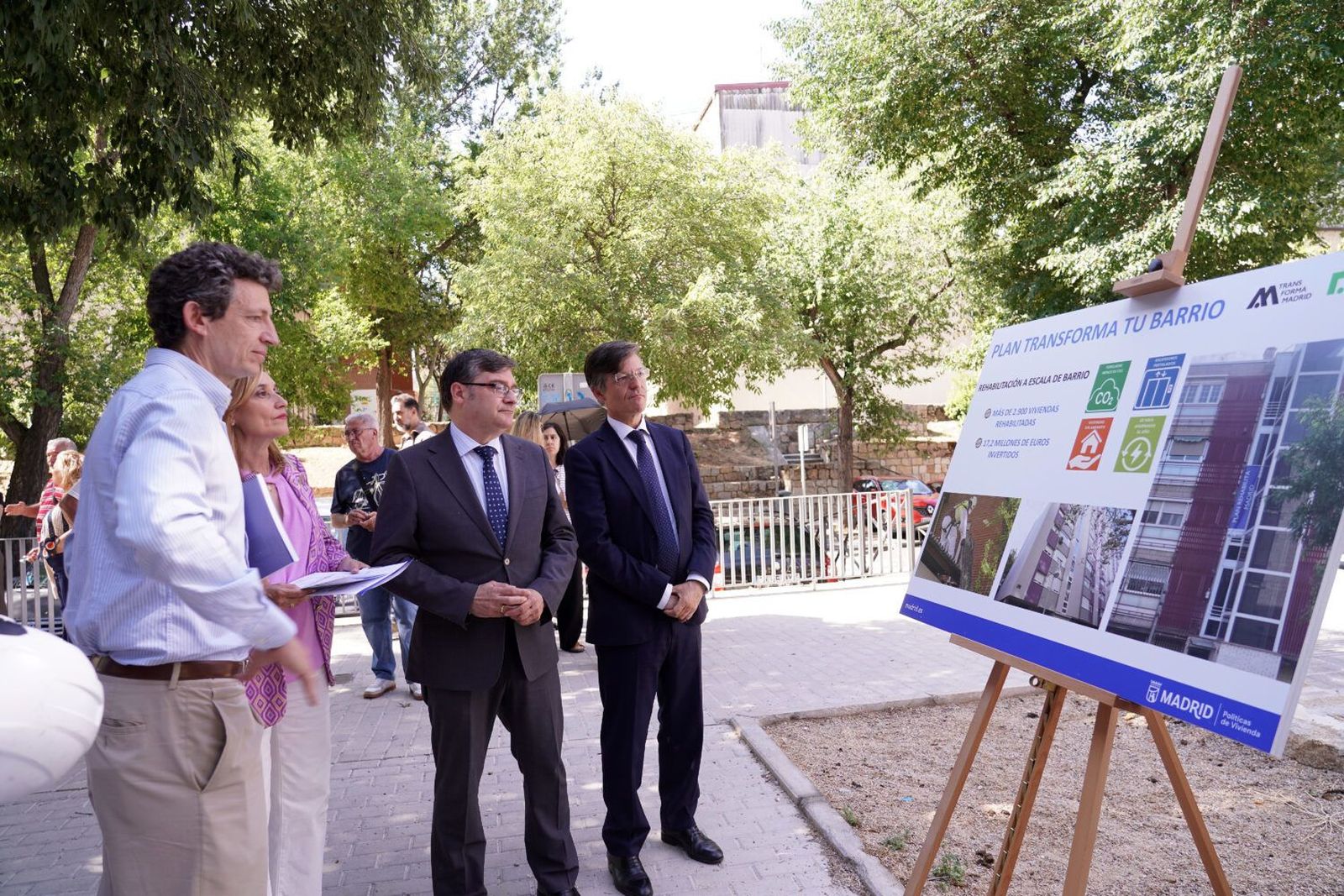 Los vecinos de Fuencarral, Orcasitas, San Cristóbal y Puerto Chico ya pueden solicitar las ayudas del plan 'Transforma tu barrio'