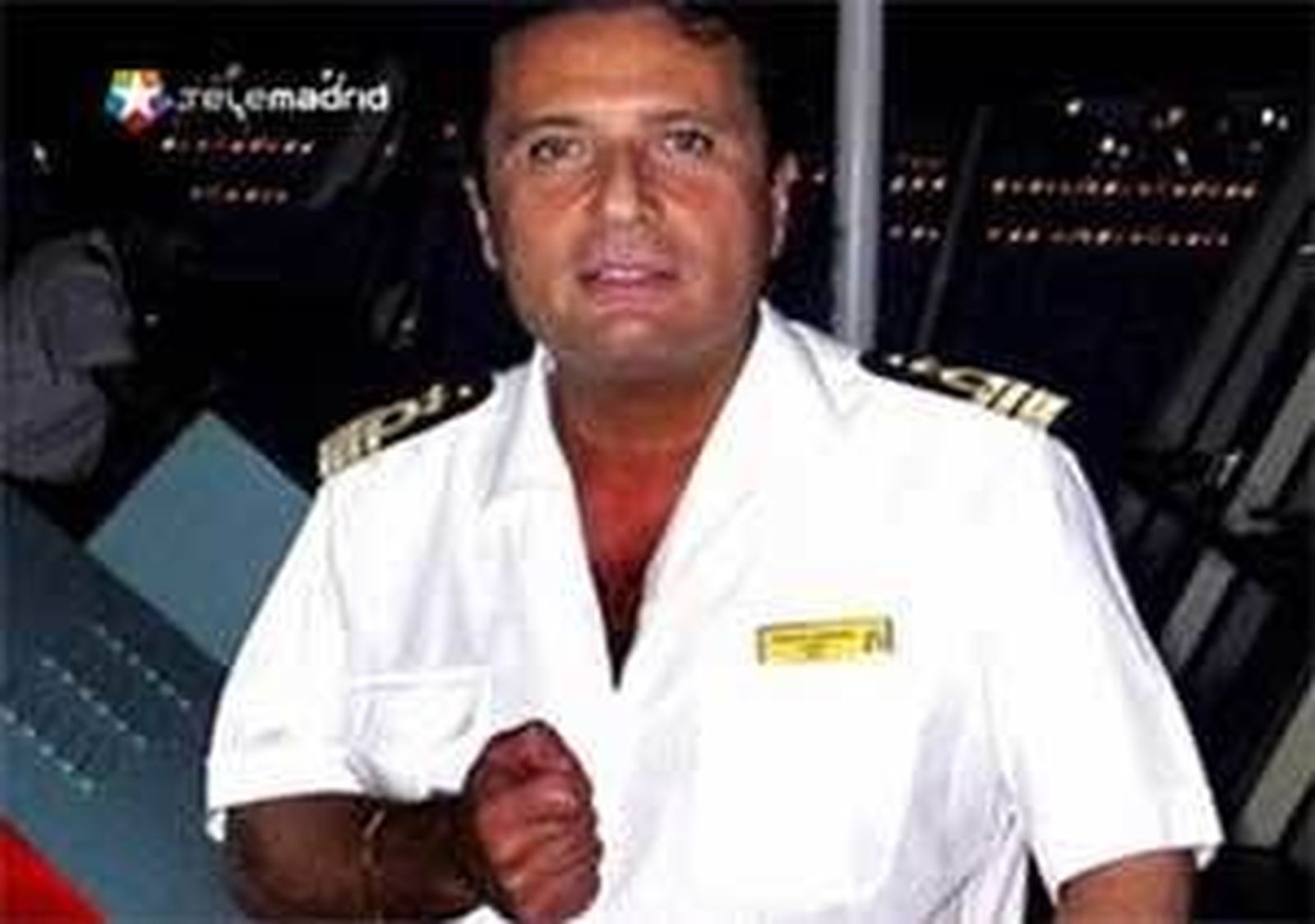 Encuentran a la mujer rubia que cenó con el capitán en el puente del "Costa Concordia"