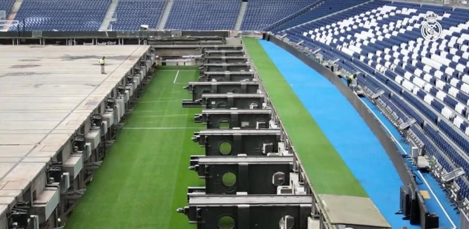 El césped retráctil del Bernabéu, un auténtico espectáculo