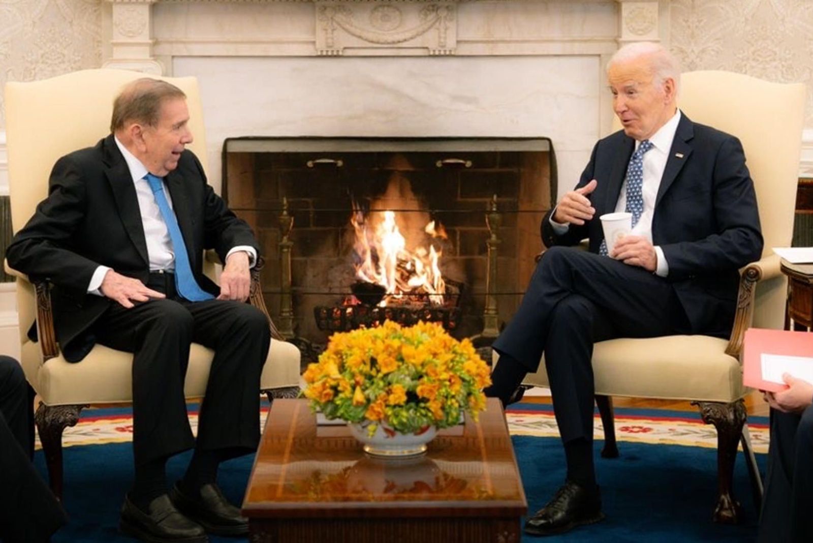 Biden muestra su apoyo a González Urrutia a tres días de su posible investidura