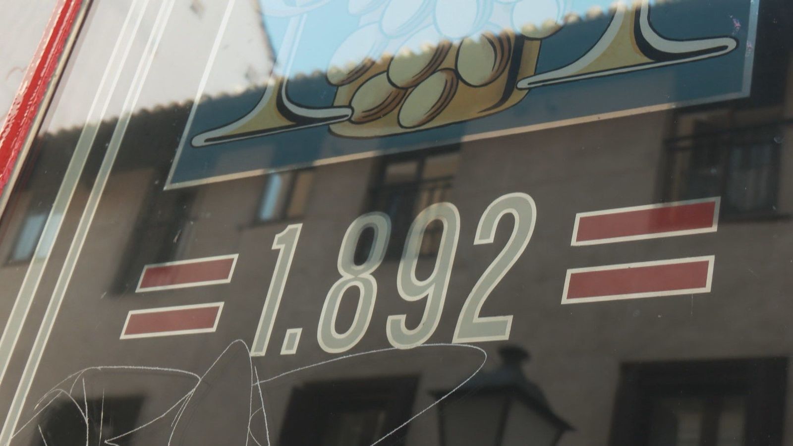La Bodega de la Ardosa nos abre sus puertas para descubrir un lugar muy castizo