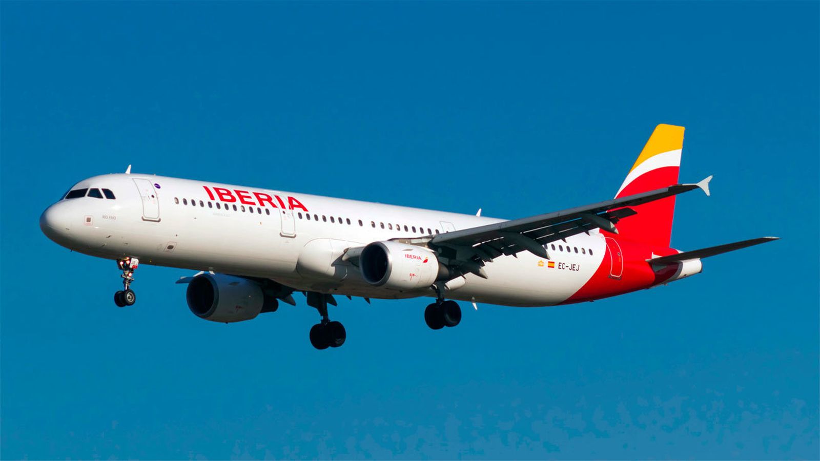 Iberia cancela 12 vuelos entre Barcelona y Madrid por la huelga en Cataluña