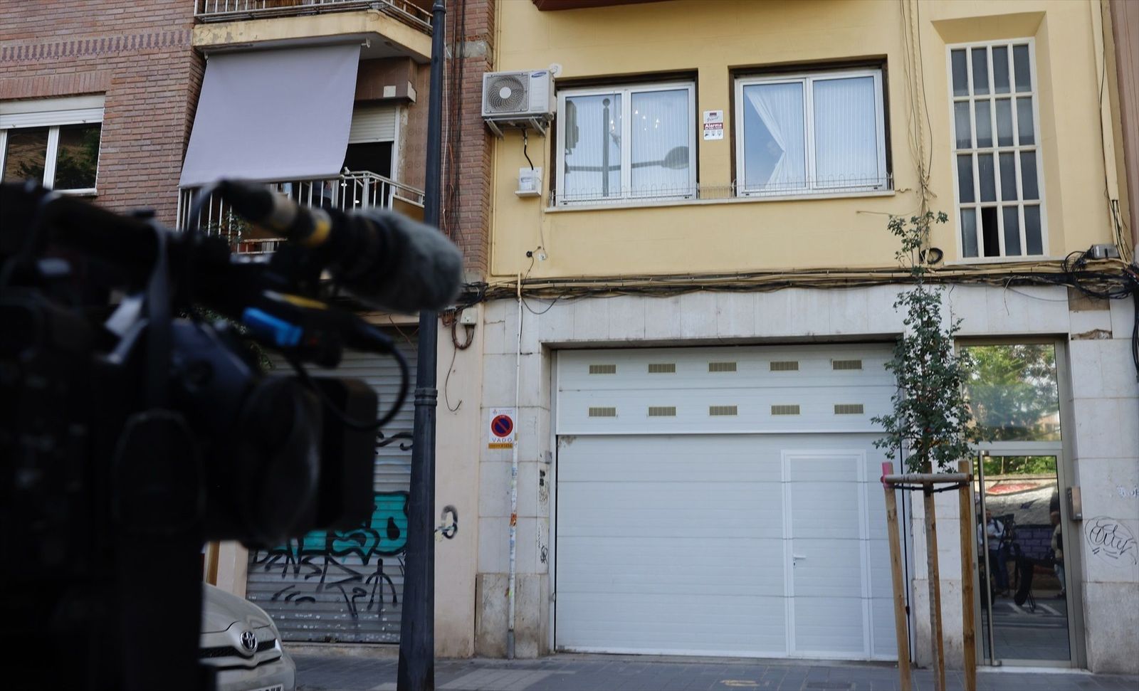 La UCO descubrió que una mujer intentó llevarse un disco duro durante el registro a la casa de Ábalos
