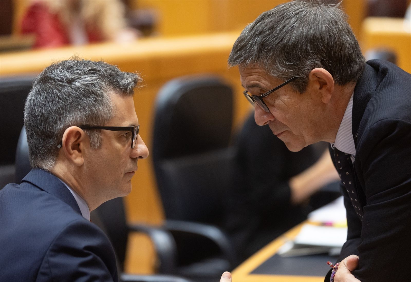 El ministro de la Presidencia, Relaciones con las Cortes y Justicia, Félix Bolaños y el portavoz del PSOE en el Congreso, Patxi López