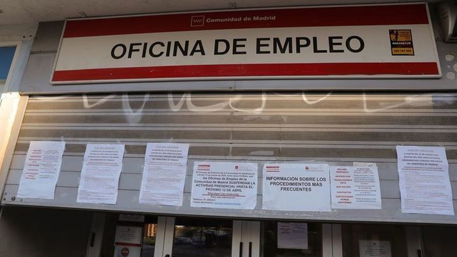 La tasa de paro de España cerró marzo en el 13,5%, frente al 5,1% de la media de la OCDE
