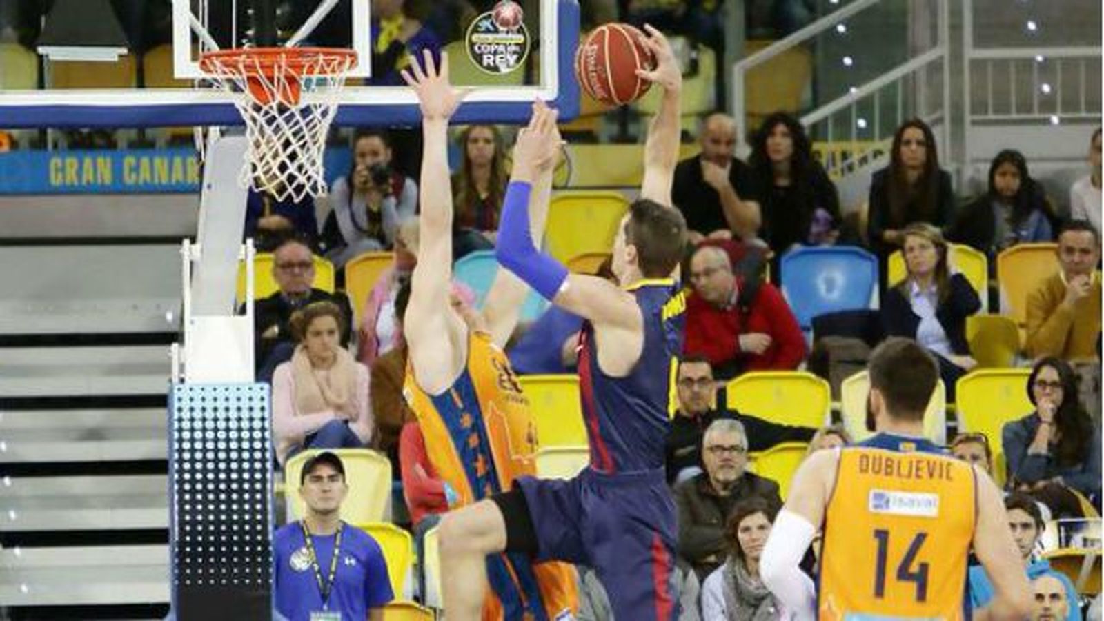 Barcelona y Unicaja, primeros semifinalistas de la Copa