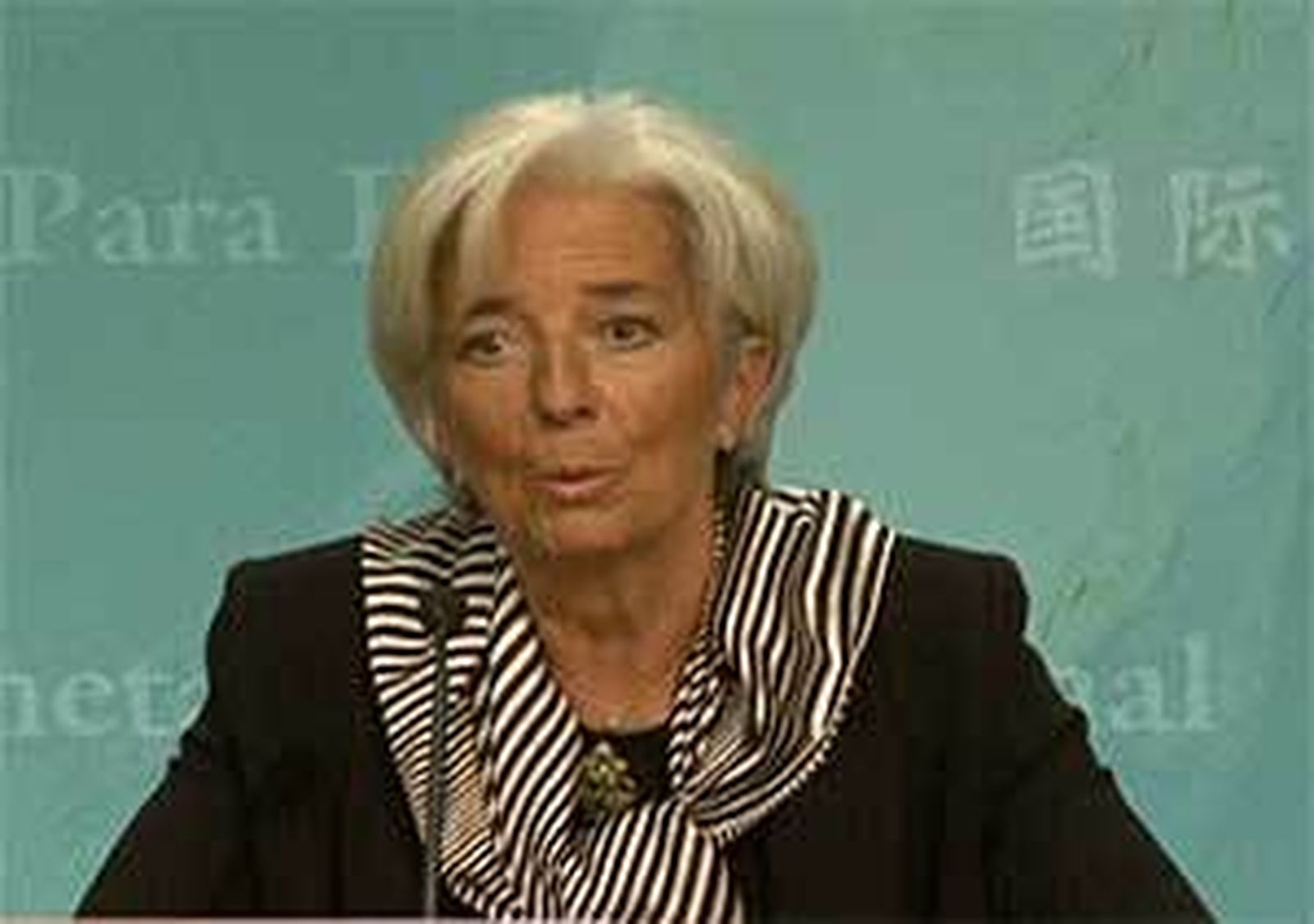 Lagarde: "El colapso económico se ha detenido, ahora debe evitarse recaída"