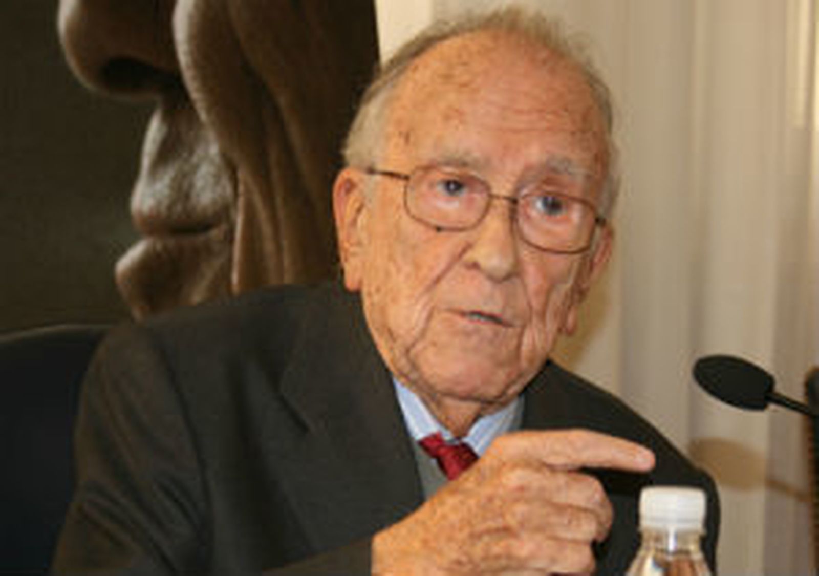Santiago Carrillo