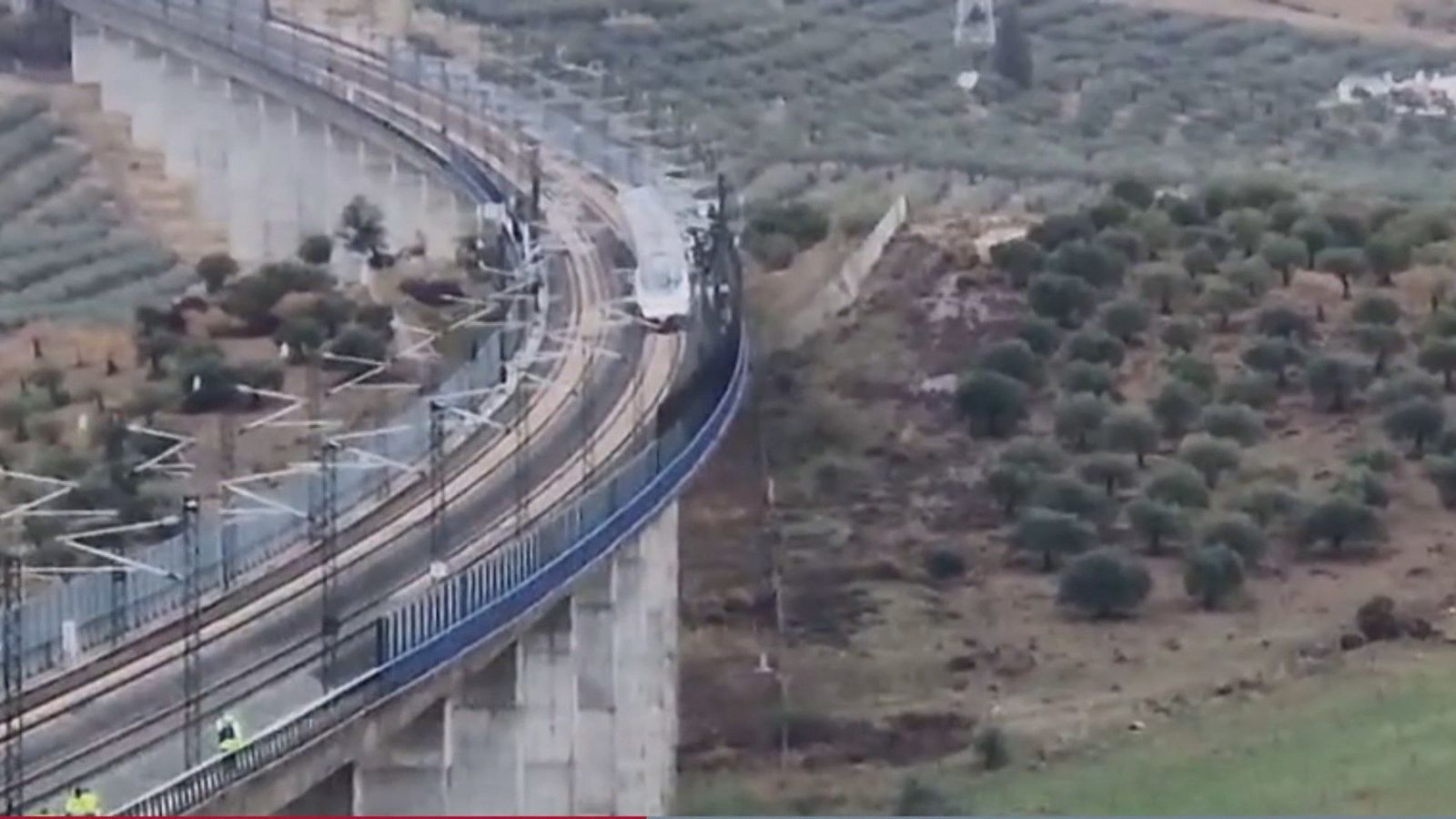 Conexiones por AVE, carretera o avión entre Madrid y Valencia: Esta es la situación por la DANA